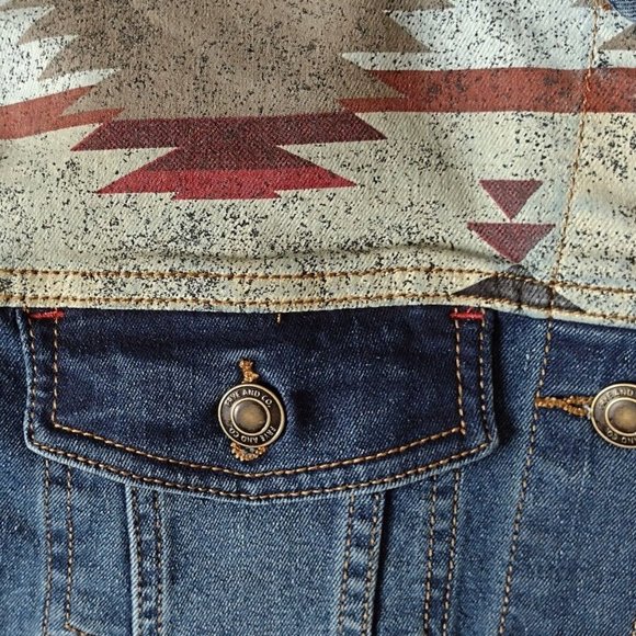 COPY - NWT $95 FRYE AND CO SOUTHWEST AZTEC WOMENS BLUE JEAN TRUCKER JACKET SZ 3X - Picture 6 of 9
